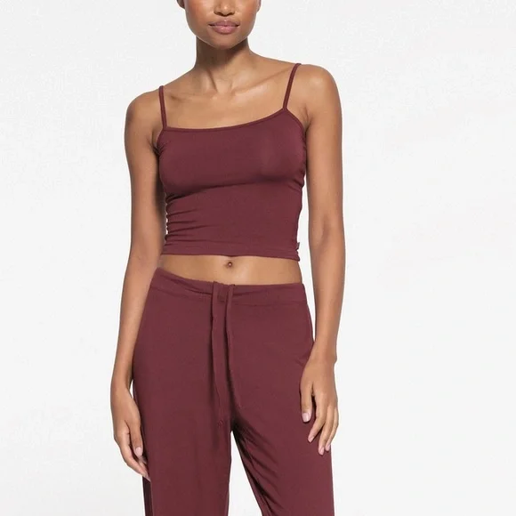 SKIMS SKIMS SLEEP
STRAIGHT NECK CROPPED CAMI SIZE XXS - Picture 2 of 8